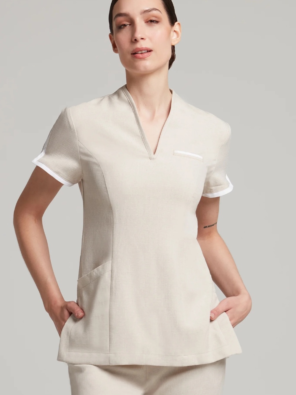 Women's Noel Asmar Notch-Neck Short Sleeve Uniform Maya TunicTop in Sand Medium